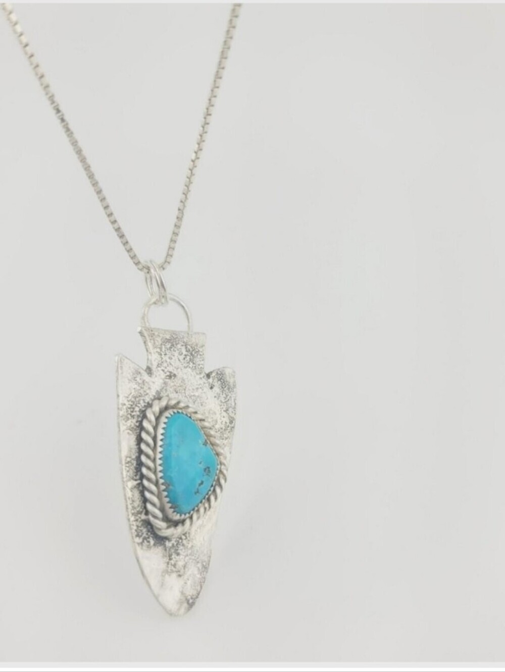TURQUOISE ARROW SHAPE PENDANT HANDMADE IN STERLING SILVER - Picture 3 of 6